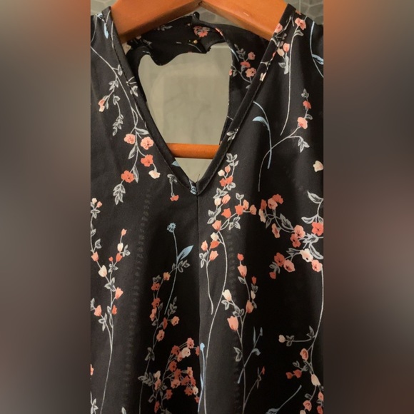 SIENNA SKY FLORAL BLOUSE, WOMEN’S SIZE XS - Picture 7 of 16